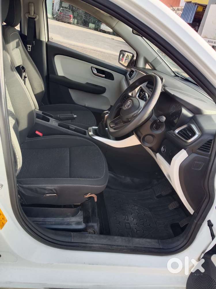Tata Altroz 1.2 Xz Plus Petrol, 2021, Petrol