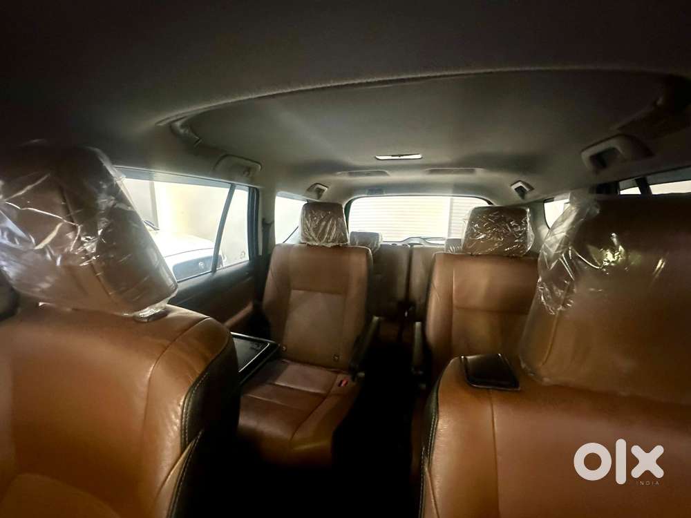 Toyota Innova Crysta 2.8z Automatic, 2017, Petrol