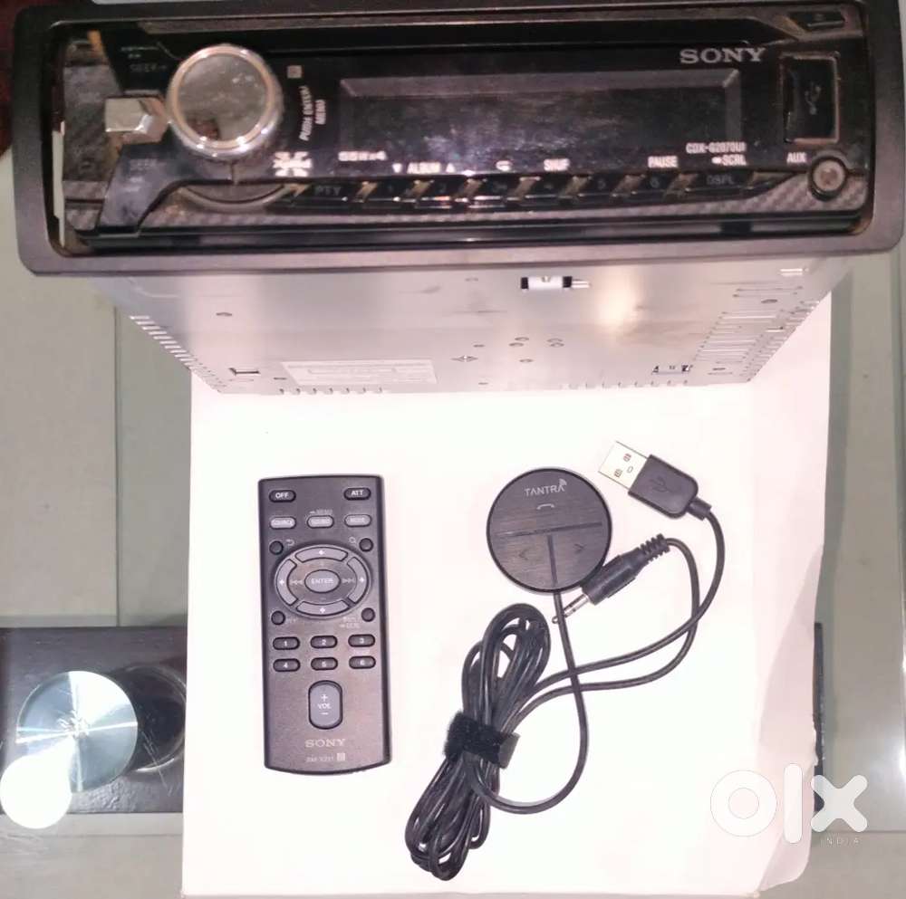 Car music player system with Tantra bluetooth unit