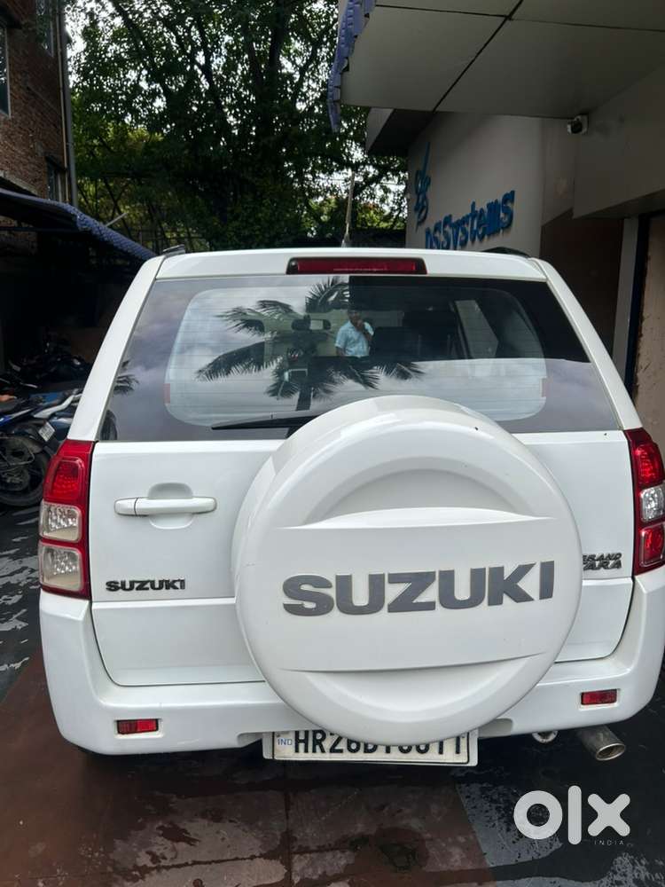 Maruti Suzuki Grand Vitara 2012 Petrol