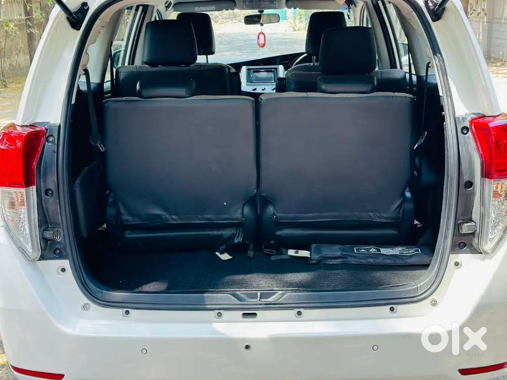 Toyota Innova Crysta 2018 Petrol 105000 Km Driven