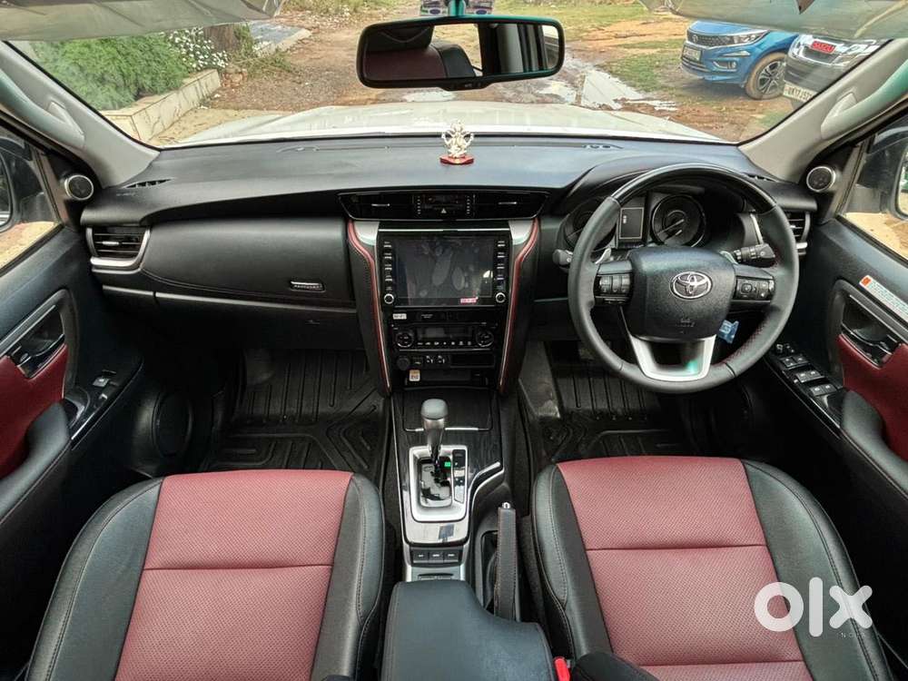 Toyota Fortuner Legender 4x2 At 2.8, 2025, Diesel