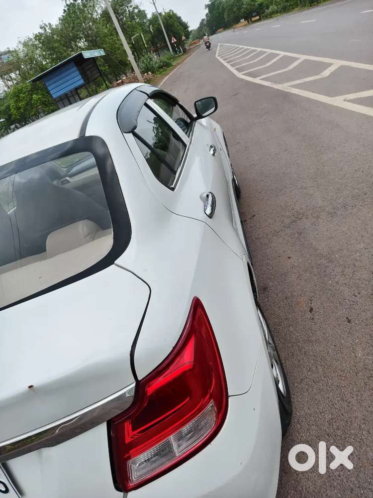 2021 Maruti Suzuki Dzire Lxi Manual Car