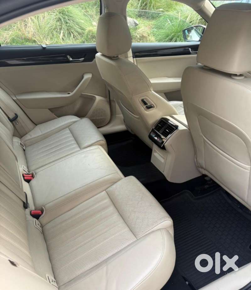 Skoda Superb 2.0 L&k Tsi At, 2019, Petrol