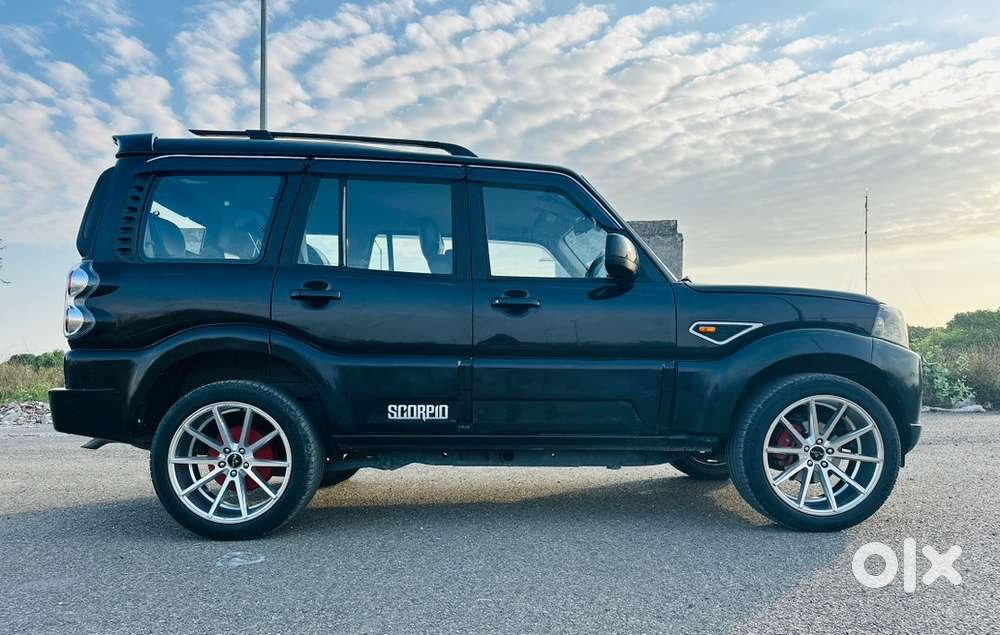 Mahindra Scorpio Diesel 2017