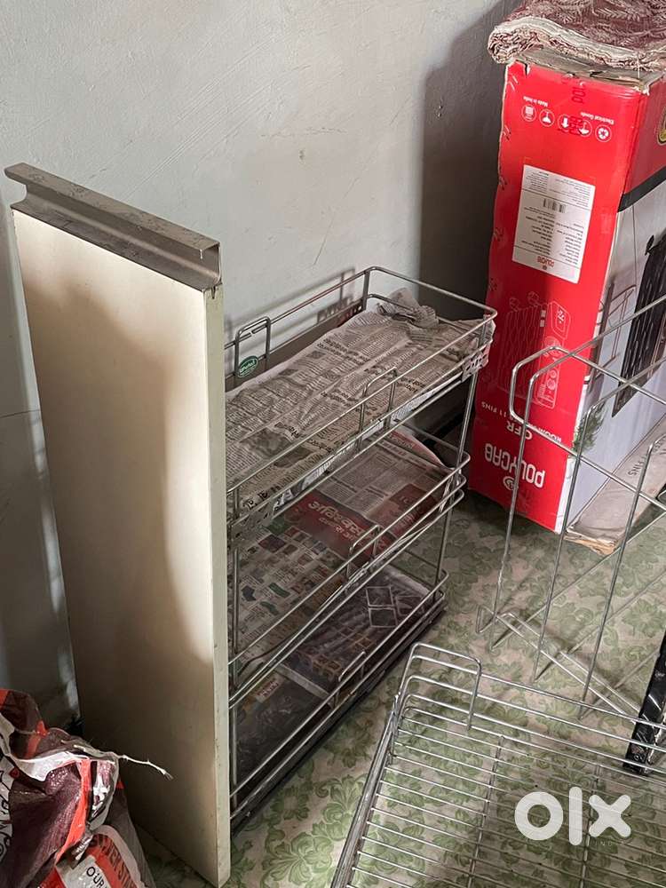 MODULAR KITCHEN BASKETS