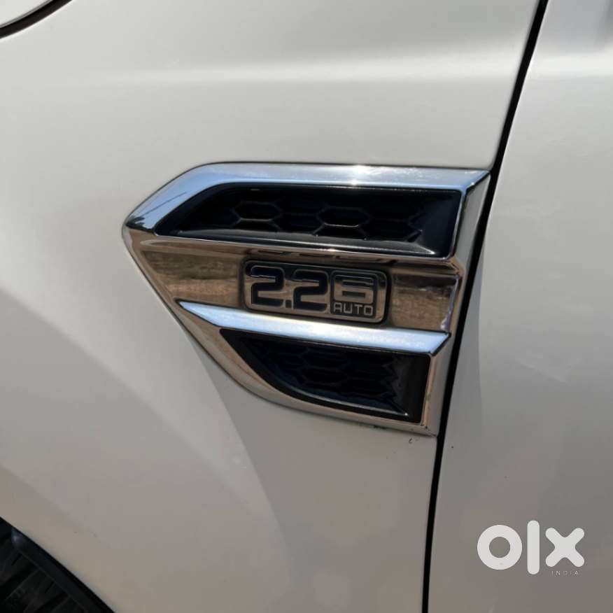 Ford Endeavour Titanium 2.2 4x2, 2018, Diesel