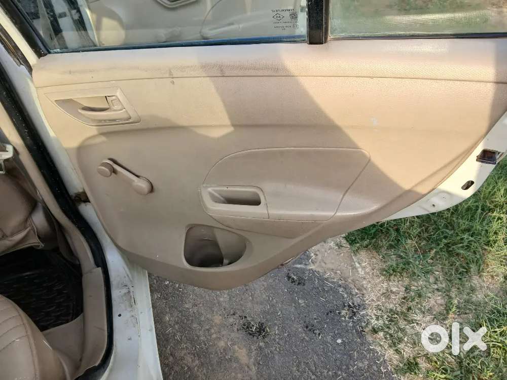Maruti Suzuki Swift Dzire 2014 Diesel 128000 Km Driven
