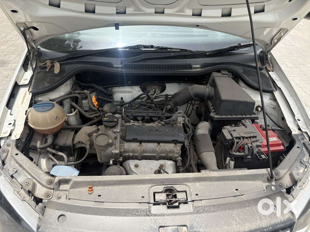 Volkswagen Polo Petrol Highline 1.2l, 2012, Petrol
