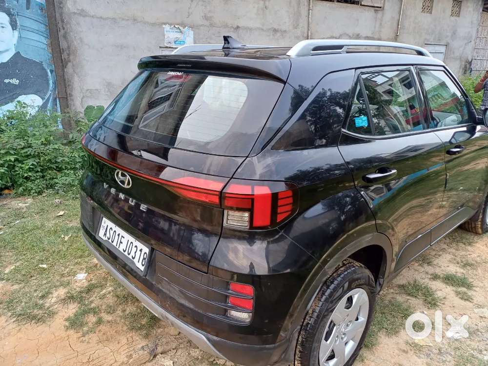 Hyundai Venue S Petrol 2022