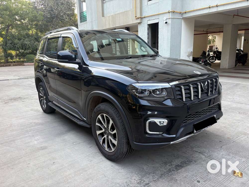Mahindra Scorpio N Z8 Petrol At 7 Str, 2023, Petrol