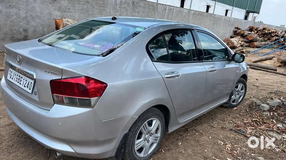 Honda City 2010 Cng & Hybrids 175207 Km Driven