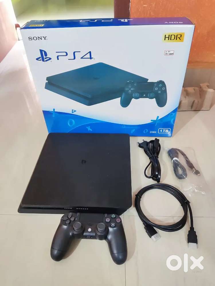 PS4 Slim 1Tb Console With 10 top games Games Entertainment