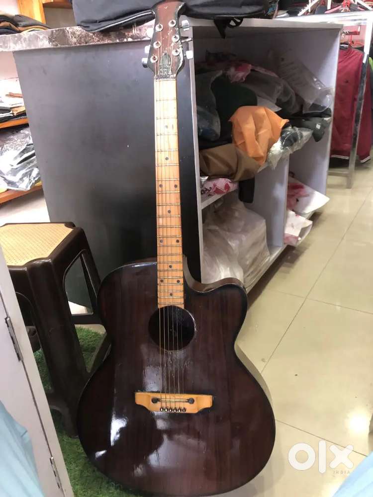 It's is an indian Guitar in A absolutely best conditions