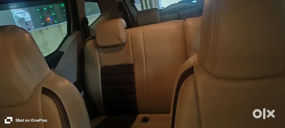 Renault Triber 2020 Dual Tone