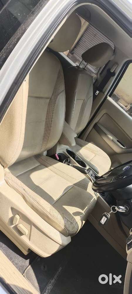 Ford Endeavour 2.2 Titanium At 4x2, 2016, Diesel