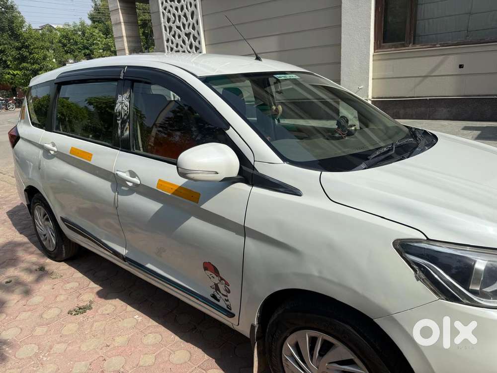 Maruti Suzuki Ertiga 1.5 Lxi, 2022, Cng & Hybrids