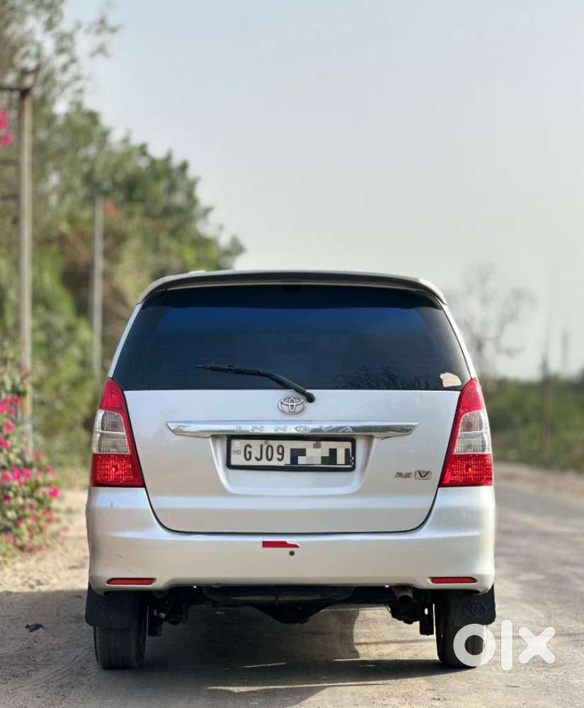 Toyota Innova 2.5 V 7 Str, 2012, Diesel