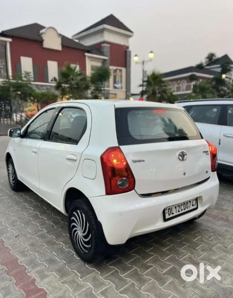 Toyota Etios Liva Petrol Manual 2012