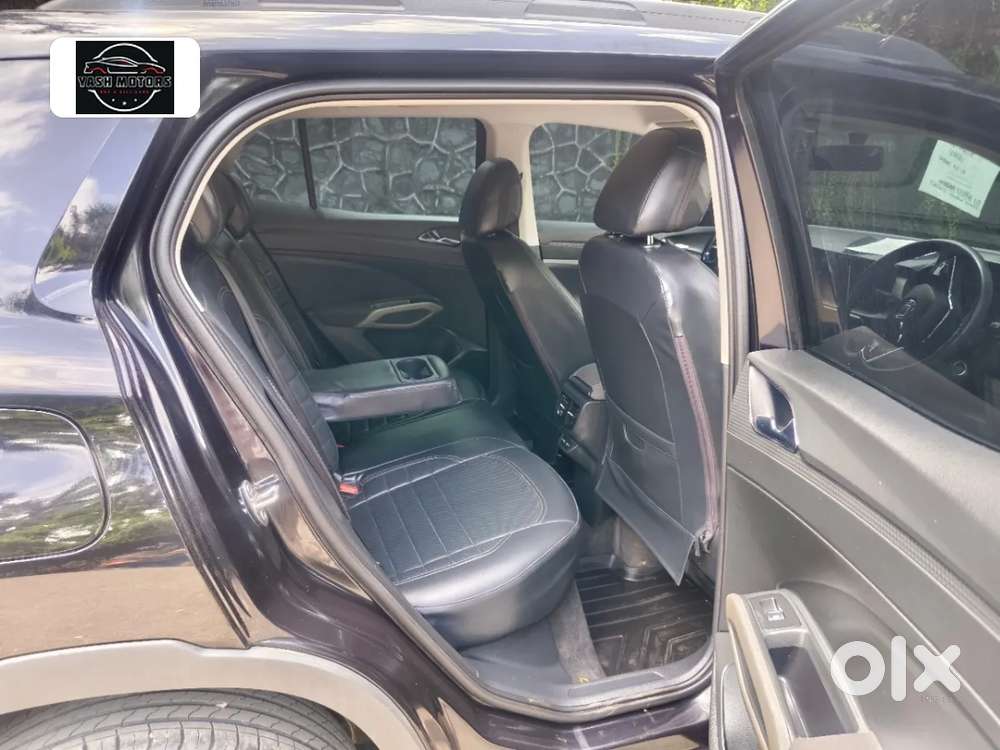 Skoda Kylaq Signature Plus At, 2025, Petrol