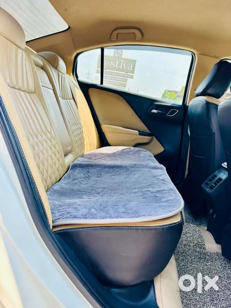 Honda City 1.5 V 2021