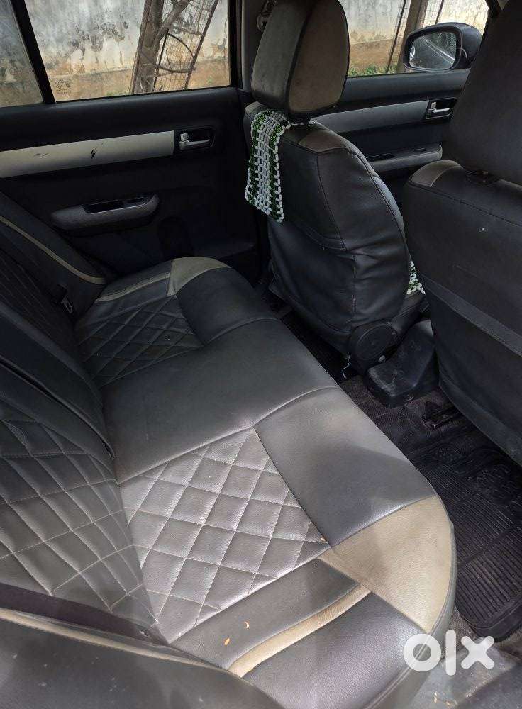 Maruti Suzuki Swift Dzire Vxi, 2010, Petrol