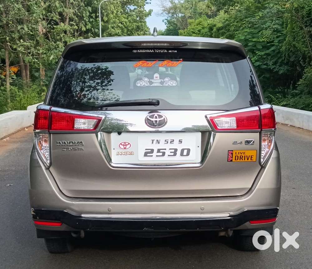 Toyota Innova Crysta 2.4 V, 2016, Diesel