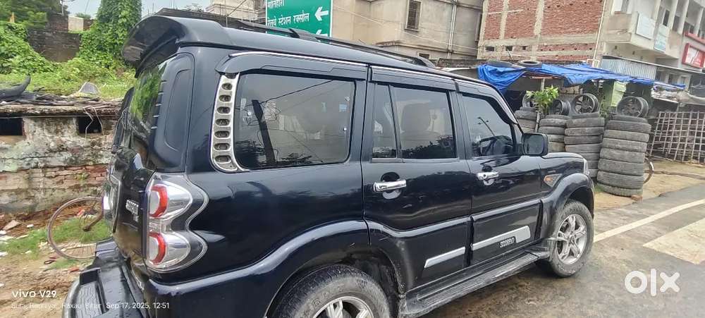 Mahindra Scorpio 2015 Diesel Well Maintained
