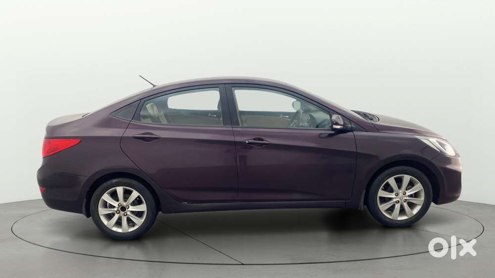 Hyundai Verna Fluidic 1.6 Vtvt Sx, 2013, Petrol