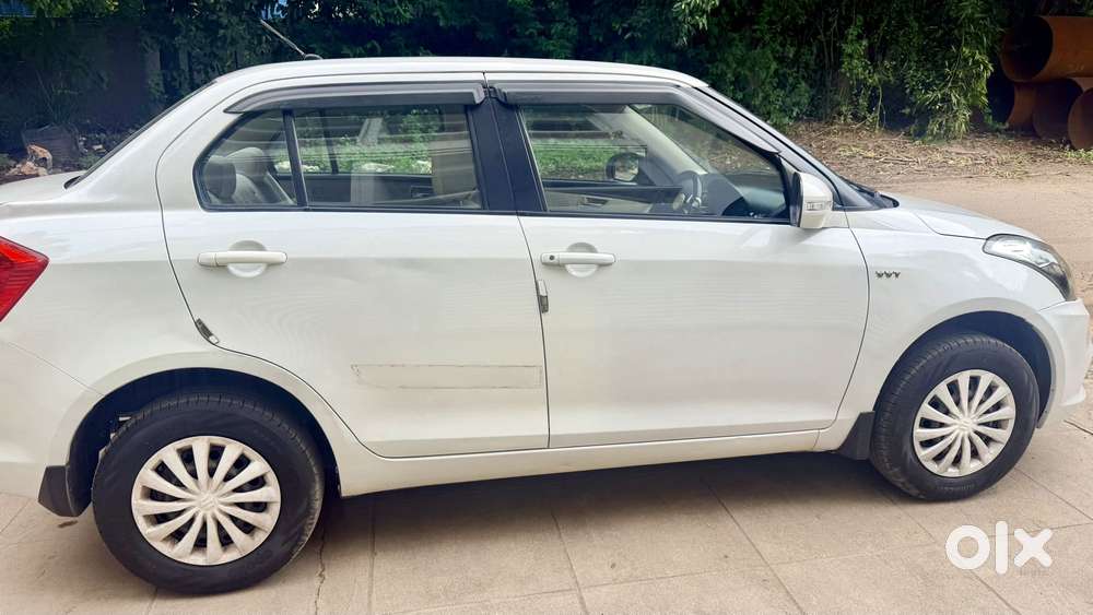 Maruti Suzuki Swift Dzire Vxi Optional, 2015, Petrol