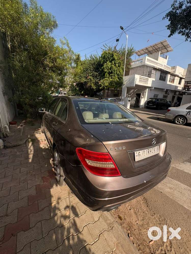 Mercedes-benz C-class 2014 Diesel 12600 Km Driven