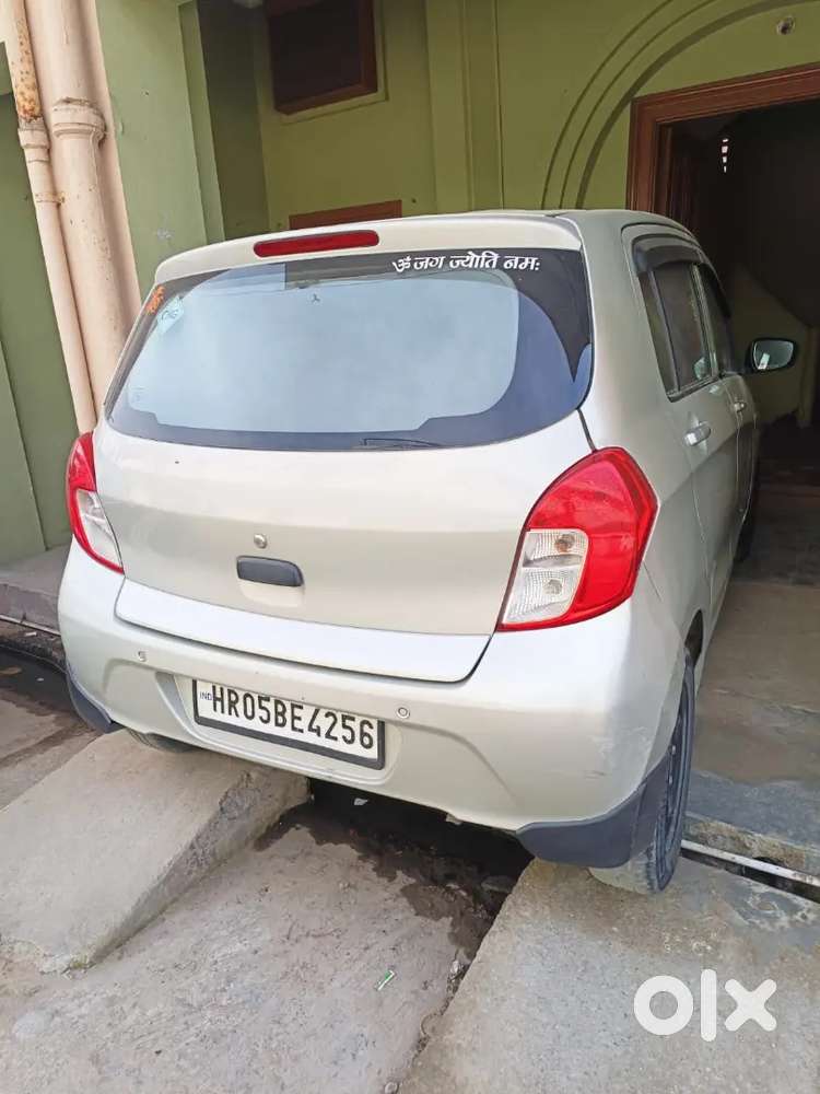 Very Good Condition. 4 Tayer New