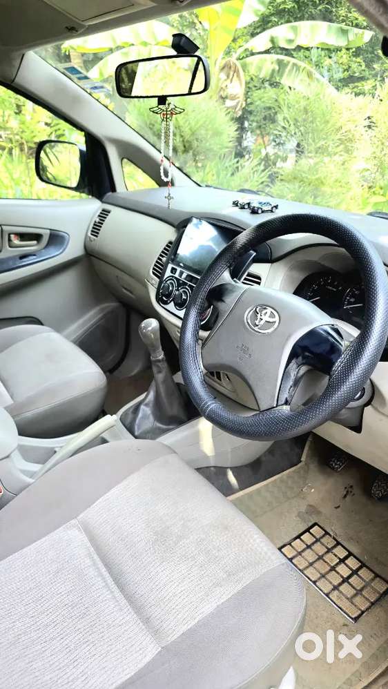 Toyota Innova 2.5 G 2012, Re Registered.