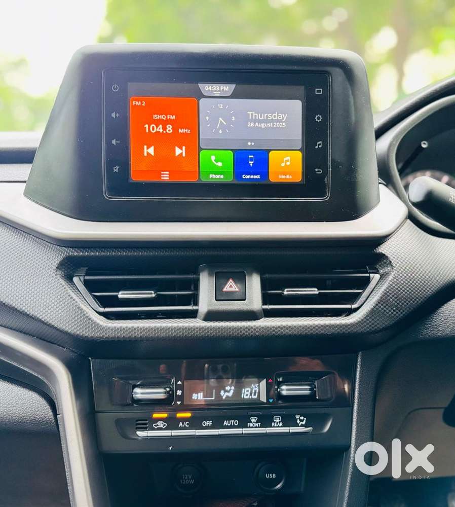 Maruti Suzuki Brezza Vxi S-cng, 2023, Petrol