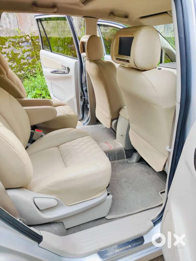 Toyota Innova 2.5 G 2014
