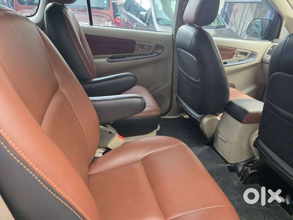 Toyota Innova 2.5 G (diesel) 7 Seater, 2012, Diesel