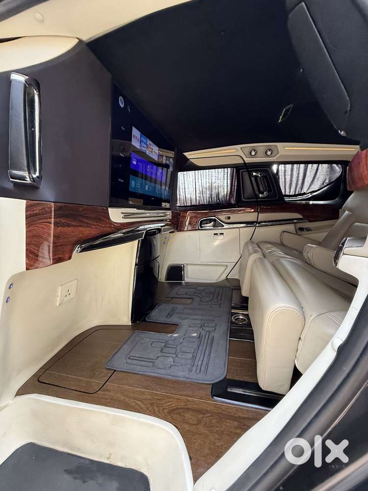 Toyota Innova Crysta 2.8 Zx At 7 Seater, 2022, Diesel