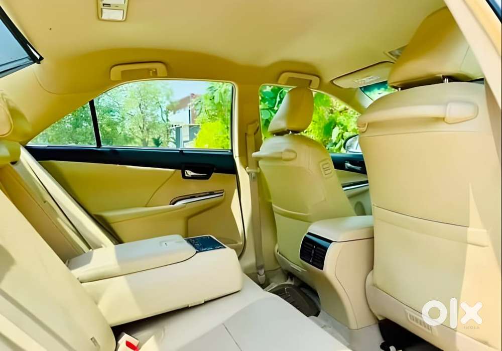 Toyota Camry Hybrid 2.5, 2015, Petrol