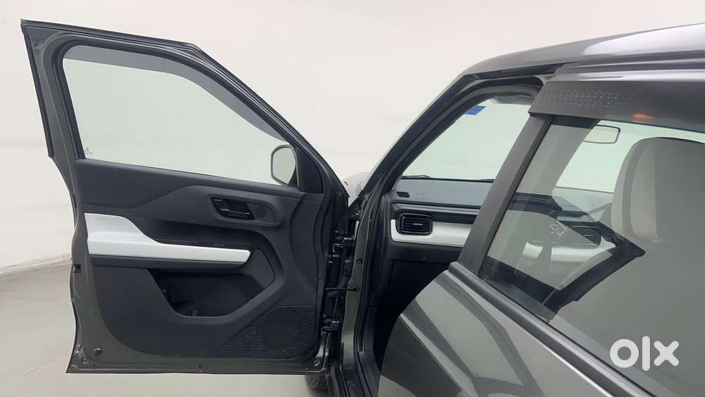 Tata Punch Pure, 2025, Petrol