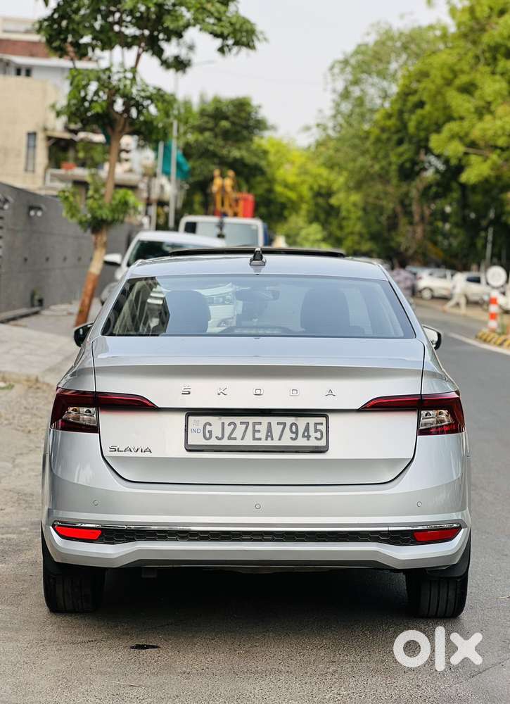 Skoda Slavia 1.0 Tsi Style At, 2022, Petrol