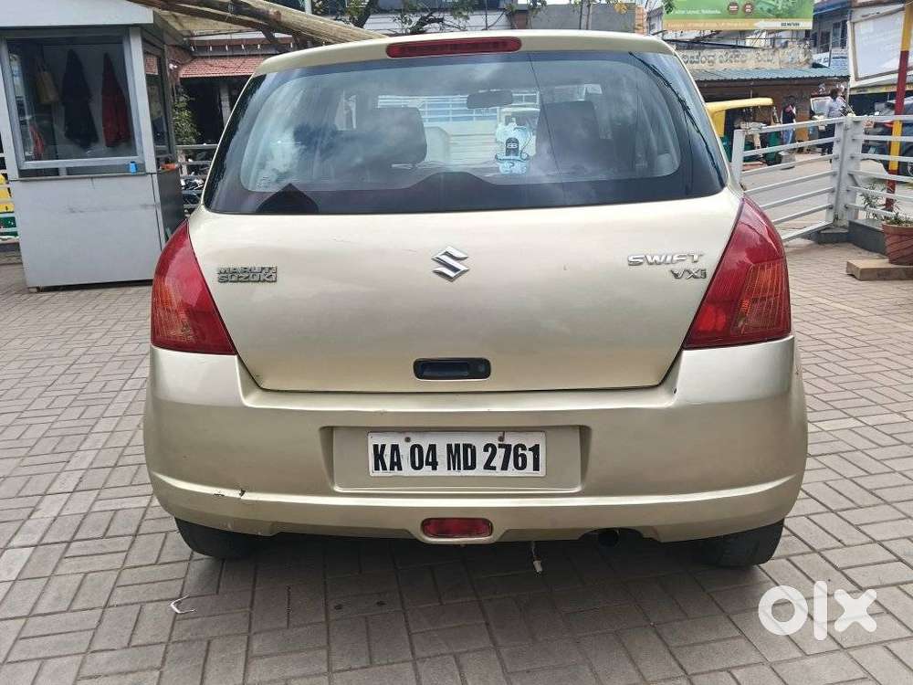 Maruti Suzuki Swift 1.3 Vxi, 2006, Petrol