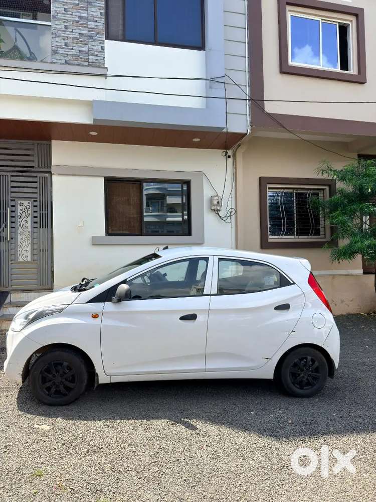 Hyundai Eon Era+| Petrol
