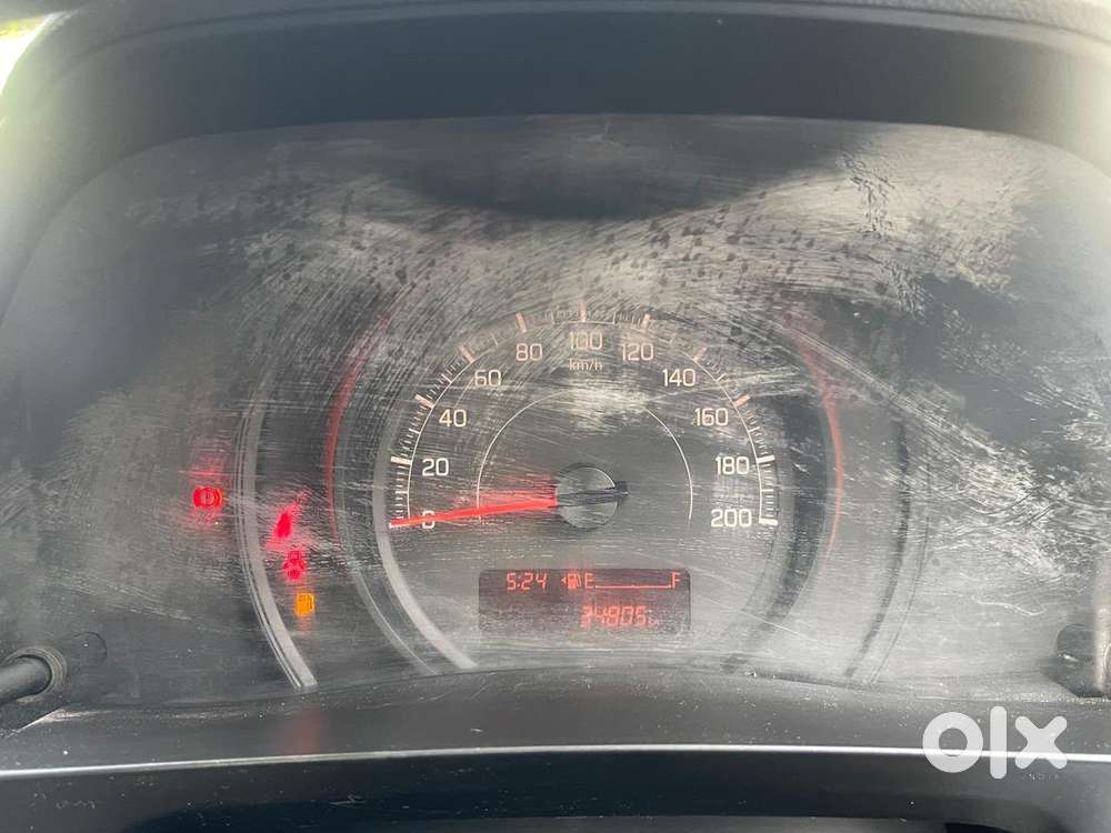 Maruti Suzuki Swift Lxi Optional-o, 2022, Petrol