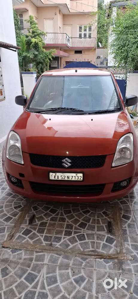Maruti Suzuki Swift 2009 Petrol 152000 Km Driven