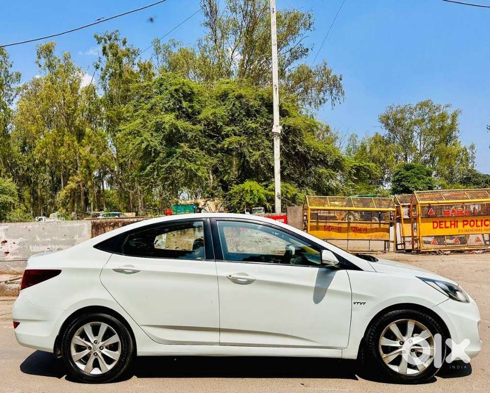 Hyundai Verna Vtvt 1.6 Sx, 2012, Petrol