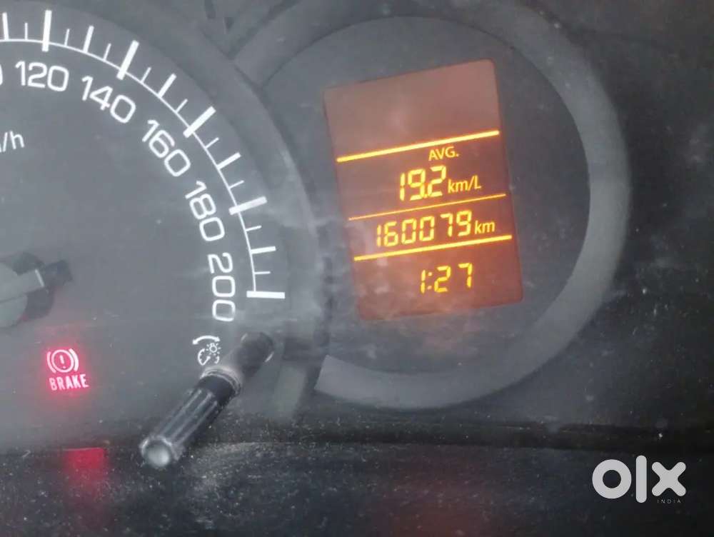 Maruti Suzuki Swift Vdi Diesel &ndash; 2013 Model Price: 245000/-
