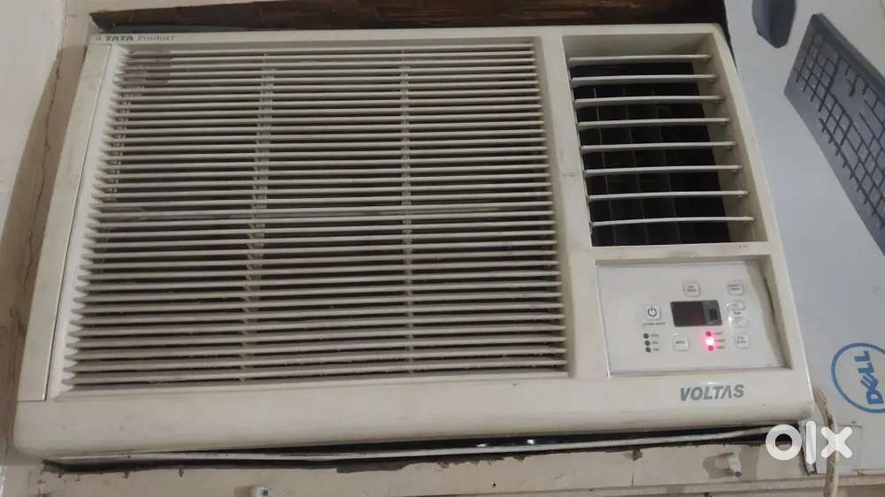 VOLTAS window AC