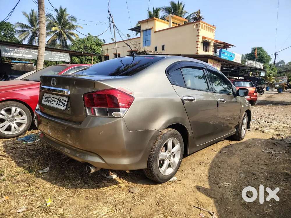 Honda City 2010 Cng & Hybrids 100000 Km Driven