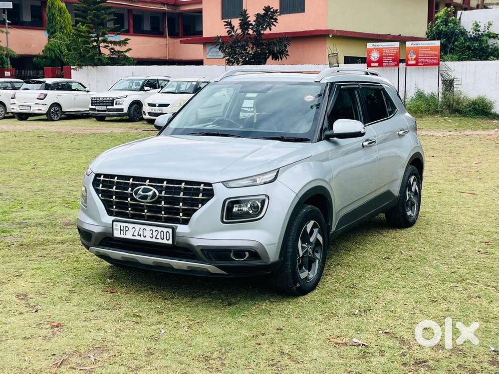 Hyundai Venue Petrol 2019