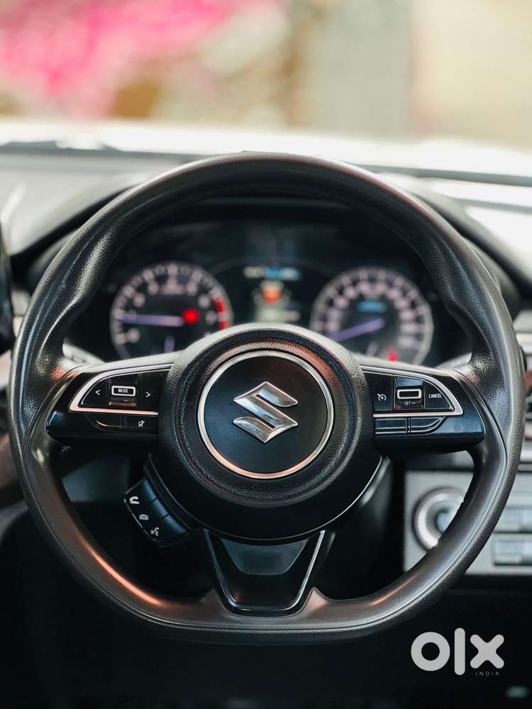 Maruti Suzuki Brezza 1.5 Zxi Smart Hybrid, 2022, Petrol